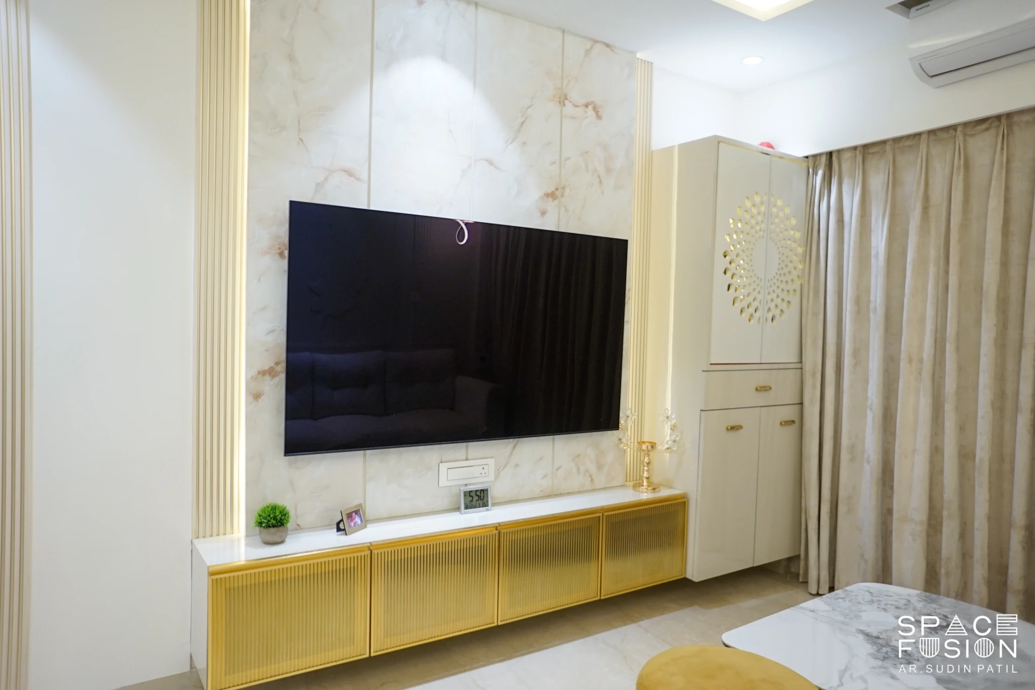 TV unit