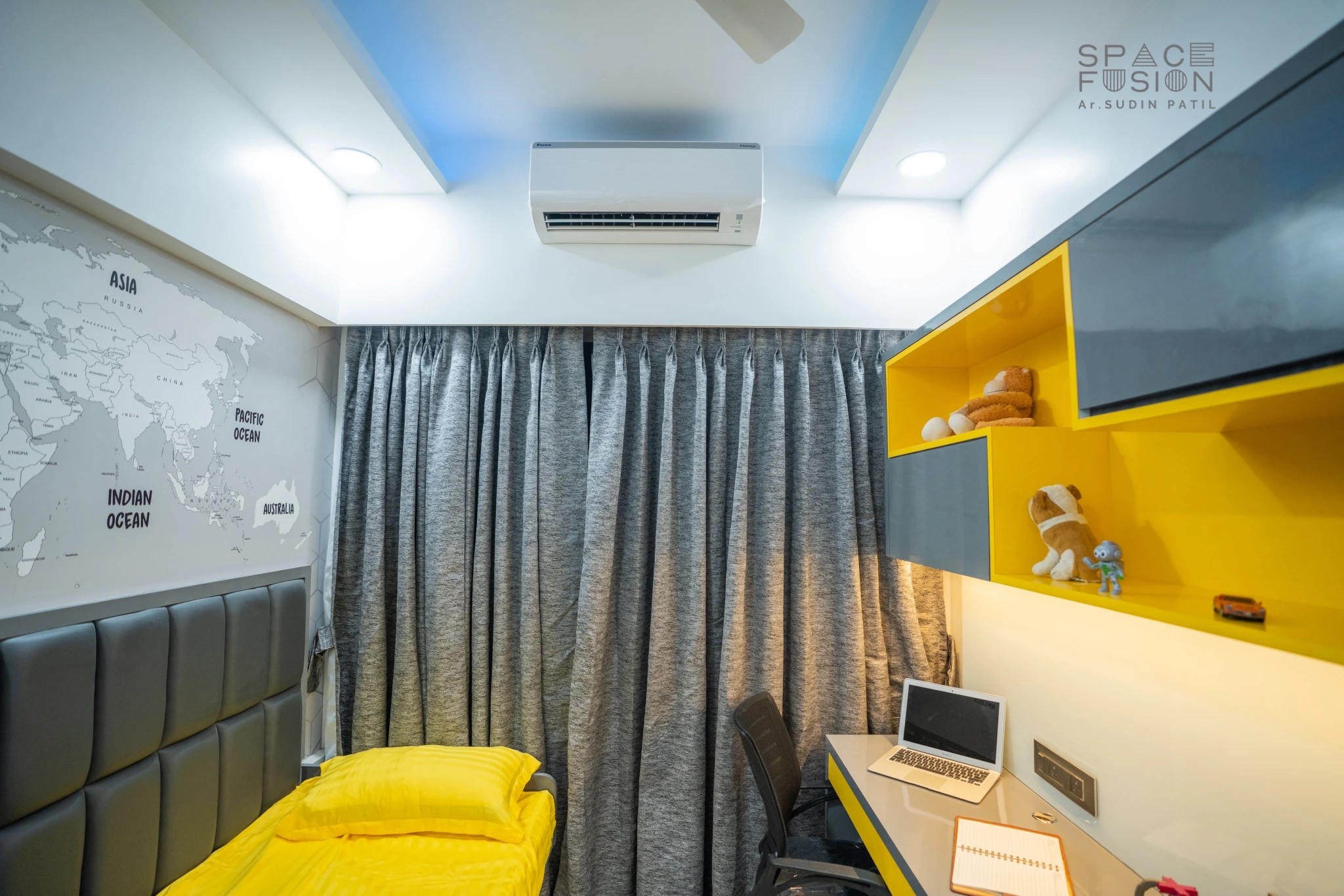 Kids bedroom